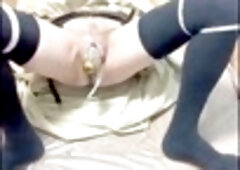Self pee, pee squirt, crossdress