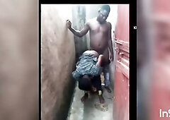 This babe preferred to get screwed in a corner