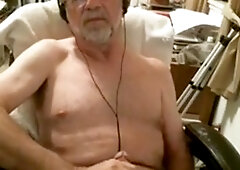 grandpa gets taken on webcam during intimate session