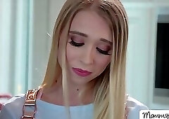 Smoking hot teen Riley Anne lesbian sex with milf Serene Siren