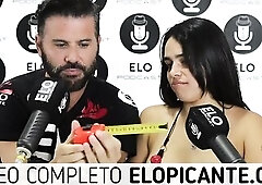 PEQUITAS MUESTRA COMO LE GUSTA EL SEXO ORAL-SEX