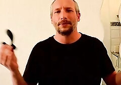 Svakom Vick Neo two Review - Self Heating And Vibrating Prostate Massager - App And Remote Controlled