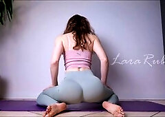 Reverse cowgirl ride on a big fake cock with Lararubini in yoga pants