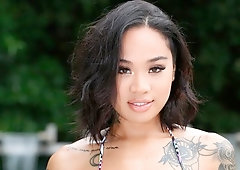 Lusty inked Honey Gold is getting penetrated in the cowgirl pose