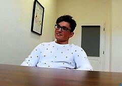 Youthful and nerdy twink rides cock on the floor