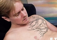 JockPussy - FTM ramrod Nick Moon takes top chap Eddie Patricks giant ramrod