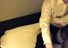 1St oral-job crossdresser hotel