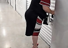 Plump twat aged lady sightseeing and Masturbating - (big beautiful woman ssbbw, Chunky booty, large booty, thick butt) POV