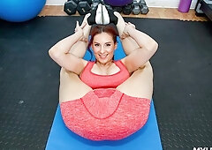 Gym sex in the doggy style with a hot redhead Kelly Caprice