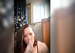 A armature mommy mother i'd like to fuck self worships her feet and gets moist and begins spitting on the feet.