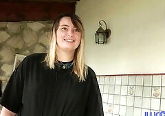 Wicked girl Davina likes anal in the rain