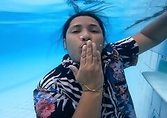 Record, swimming pool