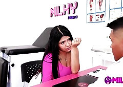 I'm always concupiscent please aid me doctor! Banging divorced wife in the hospital