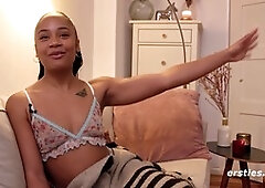 In german, solo girl fingering