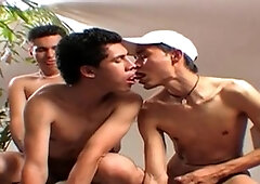 OTB Boyz: Skinny Angel & Alex bareback stroking