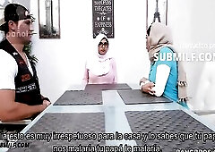 3Some con morenas tetonas cachondas - MIA KHALIFA Subtitulos espanol