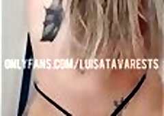 Big dick shemale mastrubates