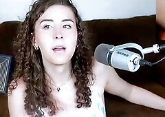 Amateur Webcam Teen Masturbates And Teases