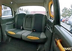 Faux taxi individual secretary to ceo needs the vulva filled before take off