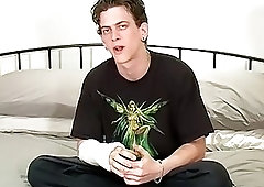 Hot horny twink masturbates and moans