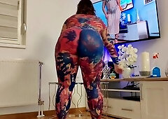 Body Art - In nature's garb HouseWife