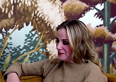 Alrox knows how to surround himself... - Jacquie et Michel TV