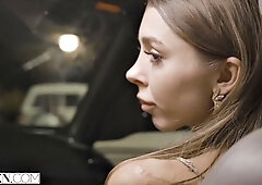 Hot Mary Lets Her Inner Exhibitionist Out To Play Alberto Blanco