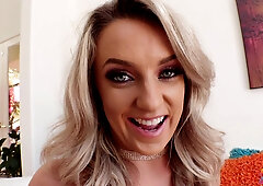 Kate Kennedy Rubbing Her Clit Until She Cums