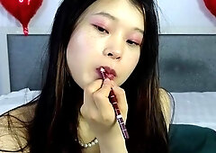 Brunette Solo Webcam Masturbation