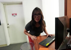 Shameless bimbo emotional X-rated video