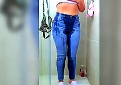 Soaked & Playful Shower Pont of time: Curvy Latin babe With Magic Tricks