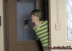 Clothespins fag romp folks I hate you - I have an extreme hatred for you Jayden Ellis salivates