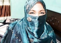 I brought the expatriate's wife to my abode and banged her.