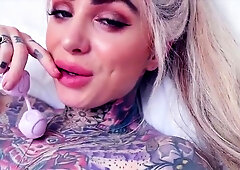 Tattooed Chick having an orgasm with her Lovense Lush
