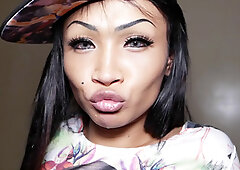 Lustful amateur Asian ladyboy Bewty loves being ravaged assfucking bareback