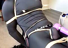 BONDAGE GUY