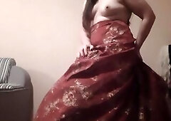 Вылизывают под платьем мою киску и попку. Бурный оргазм - lesbo_illusion