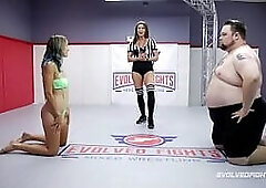 Mixed Wrestling Fight with Vinnie O'Neil wrestling newcomer Stacey Daniels and getting sucked