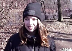 2 Russian gals get asked to do a defiance. The loser has to fulfill a crave and misunderstood it