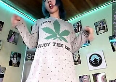 I'm your sissy shemale having a very great time with u whilst we talk and smoke jointly and then i feel so sexually excited that i begin trying t
