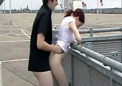 Deutsche  wird Outdoor im Parkhaus hart durchgenommen!