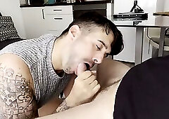 Deepthroatxxxl Sucks Huge Cock of Daddy Chris Derimm