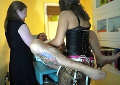 Verified Amateurs In Strapon Gangbang In Doctors Office 5 To 1