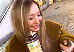 0011256_背面座位 スタイル抜群 フェラチオなどが含まれている