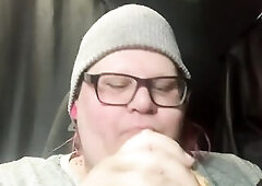 Bimbo pig desires u in it’s throat