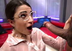 Rocco Siffredi: Deepthroat by the Big Titted Girl