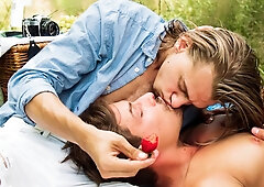 Quick picnic fuck with Carter Dane and Leo Louis