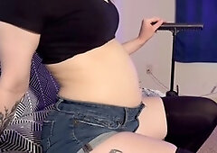 Late night belly cravings