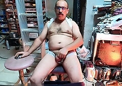 Amateur muscle bear compilation featuring Cenkay and his Turkish cock