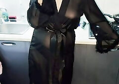 My wife went with friends to the countryside, and I stayed at home and, as it turned out, not in vain! I wandered around the apartment until I met my 